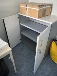 Photo détaillant le don Armoire basse