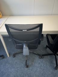Photo détaillant le don Lot de 4 fauteuils de bureau