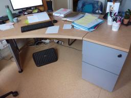Photo détaillant le don BUREAU ET CAISSON