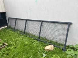 Photo détaillant le don Garde-corps