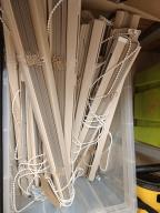 Photo détaillant le don lot de stores