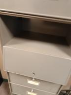 Photo détaillant le don armoire à casiers