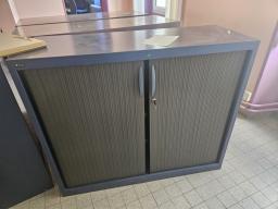 Photo détaillant le don Mobiliers de bureaux