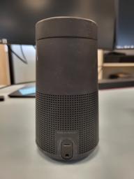 Photo détaillant le don Enceinte Bose