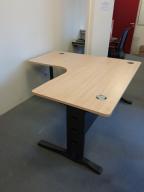 Photo détaillant le don Bureau symétrique 90° 160x160 cm