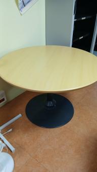 Photo détaillant le don Table ronde