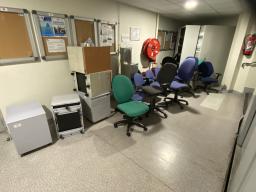 Photo détaillant le don Mobilier divers