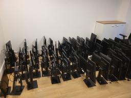 Photo détaillant le don Ecrans multi format