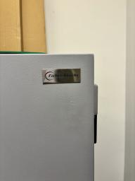 Photo détaillant le don Coffre fort