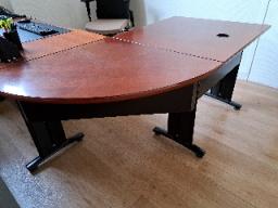 Photo détaillant le don bureau de type ministre