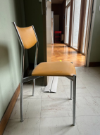 Photo détaillant le don Lot de chaises